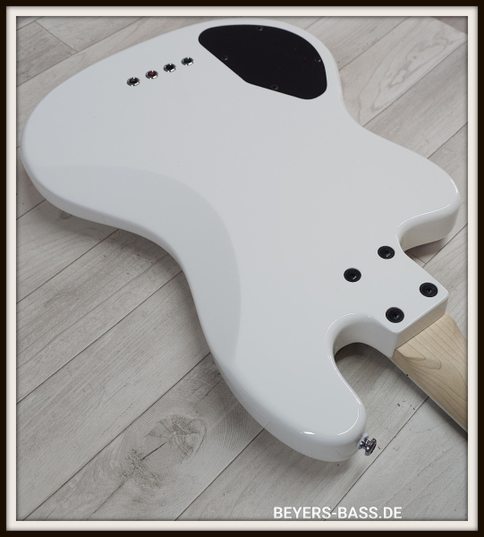 Lakland Skyline Decade, White Gloss